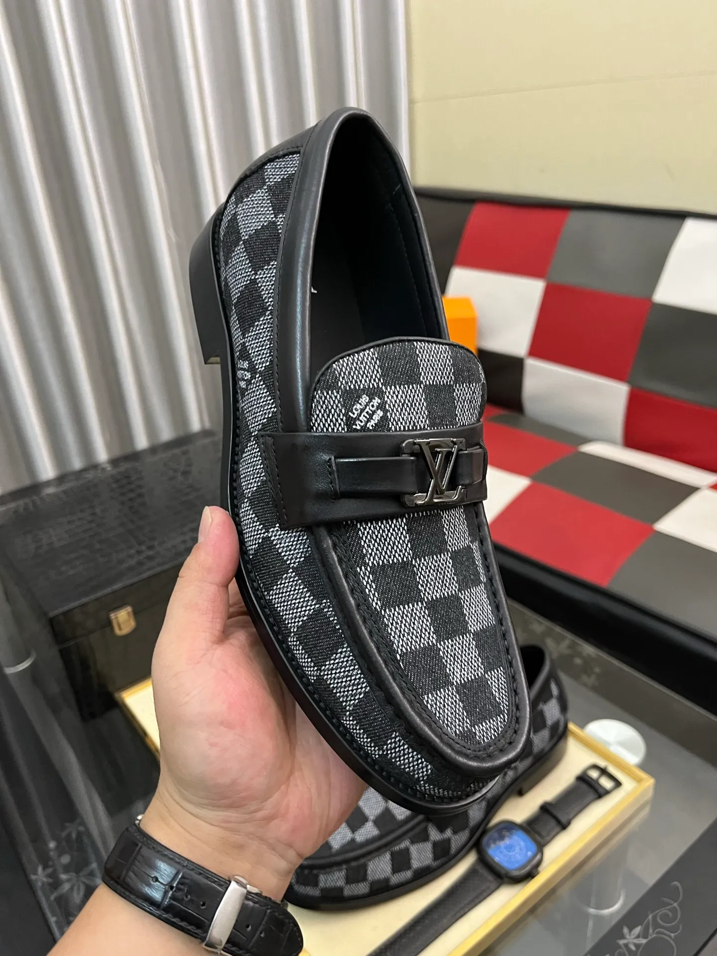 Men's Men's Shoes Men's Men's Shoes 💰520⌚️⌚️[LV] The most popular classic Louis Vuitton leather shoes. Synchronized with the official website, the upper adopts Italian imported upper embossing➕comfortable cowhide lining, fashionable atmosphere, unique brand and unique craftsmanship. Highlighting the hot style of the new year. Stop hesitating, stop wandering, get it now. Code number: 38--44. 2️⃣colors available